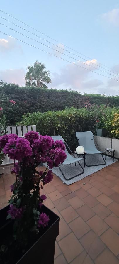 Le Tamaya Plage Charmant T2 En Rez De Jardin A 2 Pas D Une Belle Plage De Toutes Commodites Et Centre Ville Port Cavalaire-sur-Mer Zewnętrze zdjęcie